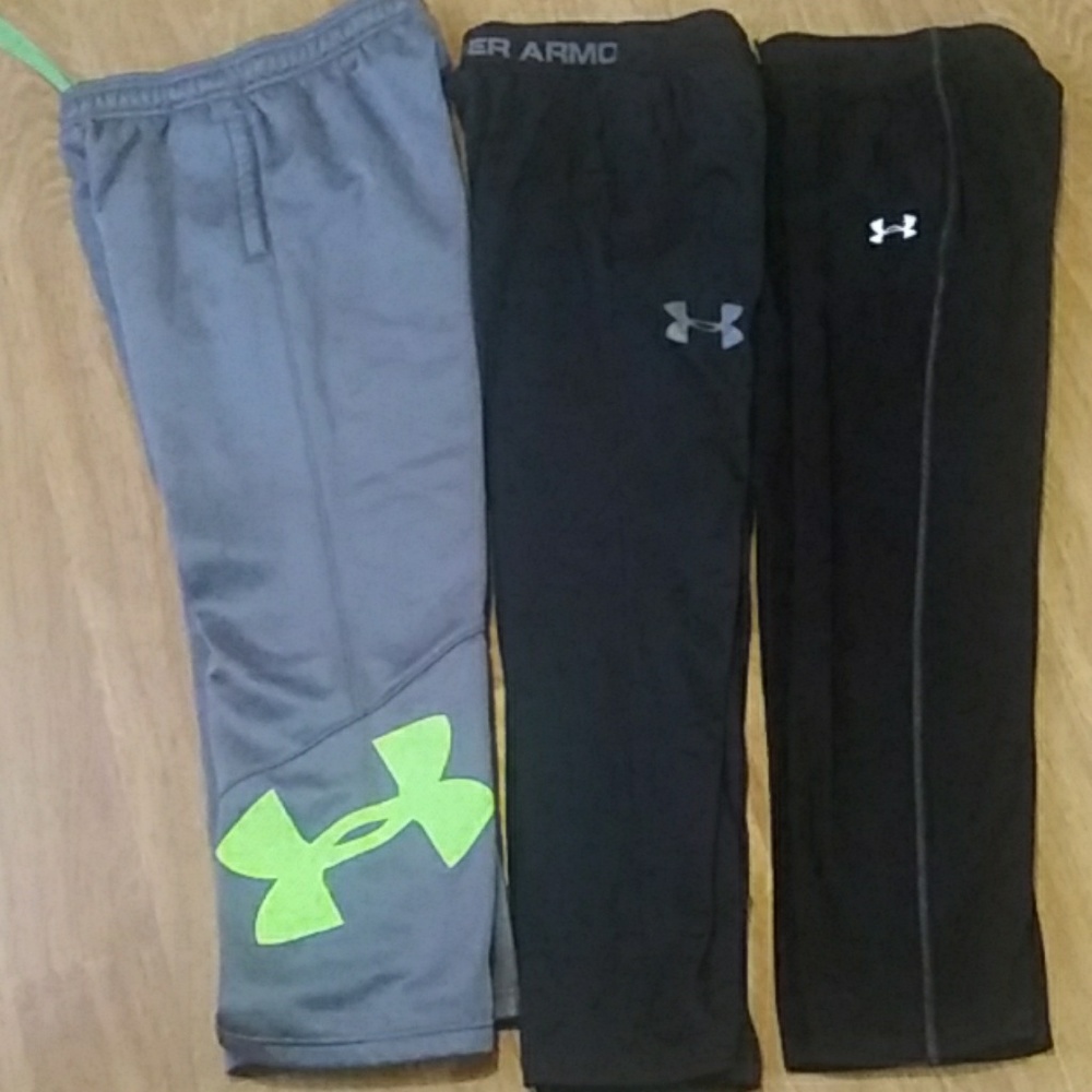 Youth Boys Small Under Armour sweat pants